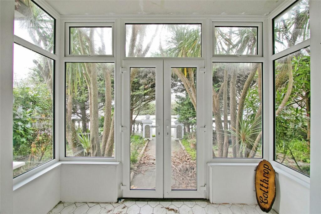 Entrance Porch