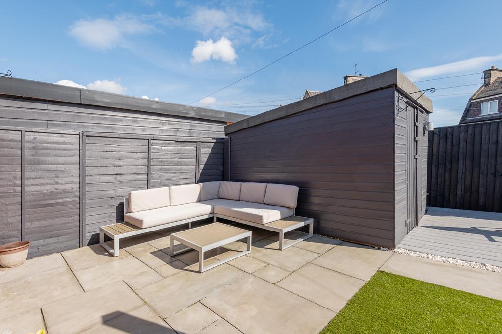 LOWER PATIO
