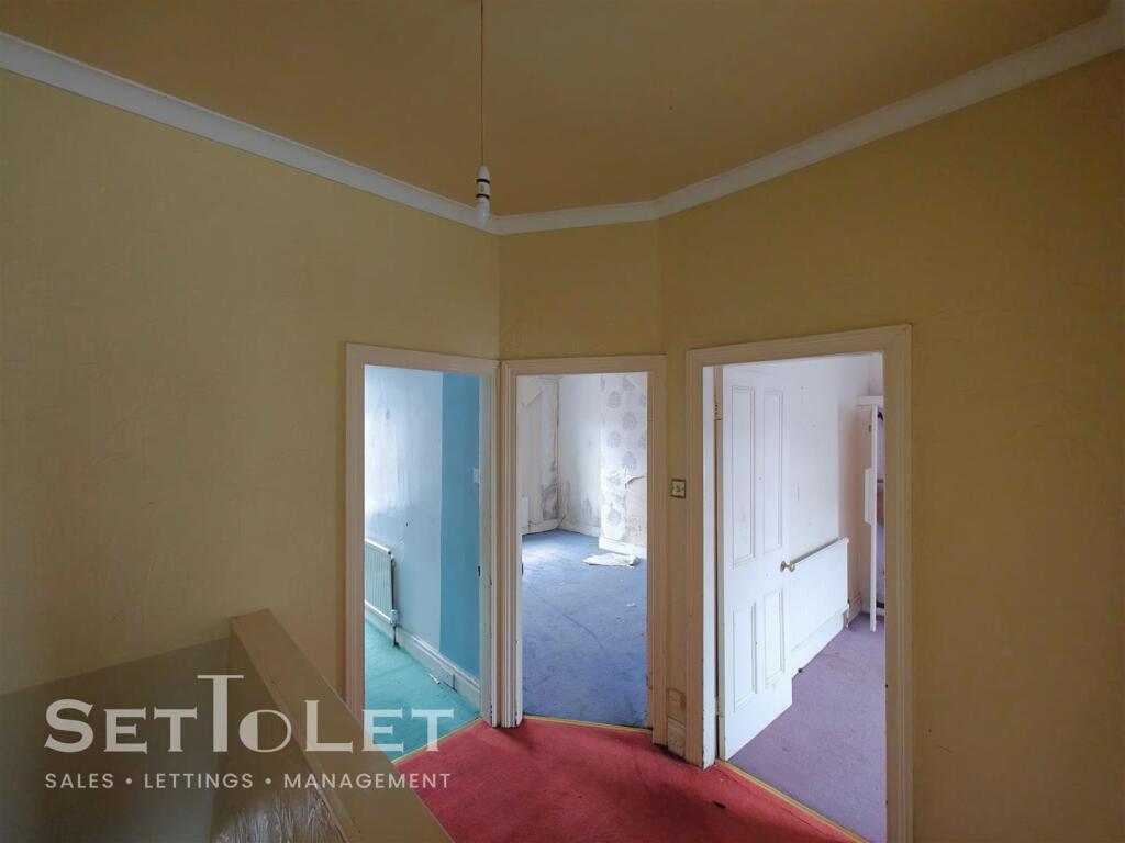 WhatsApp Image 2025-04-18 at 12.56.06 (5).jpeg