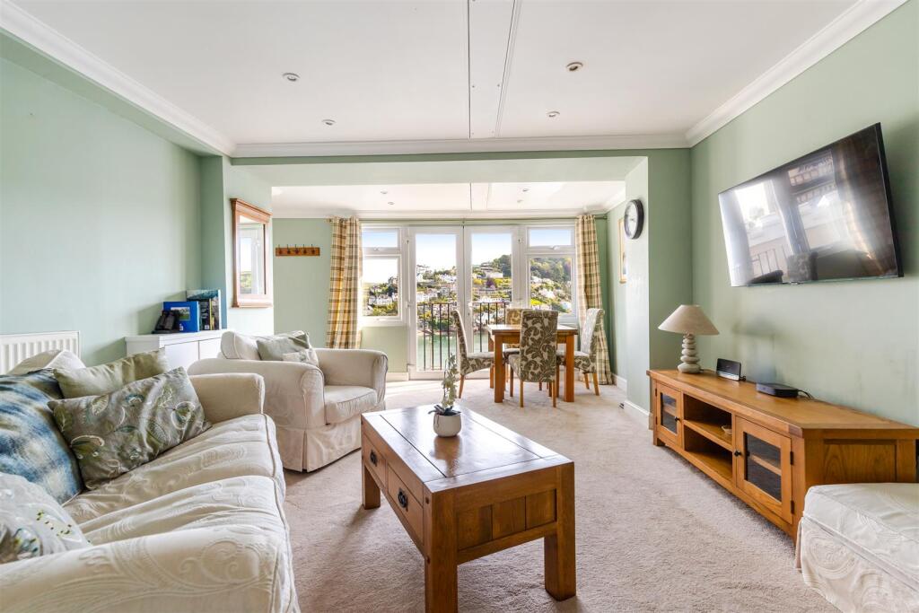 A08 - Lower Deck Warfleet Dartmouth - 250507.jpg