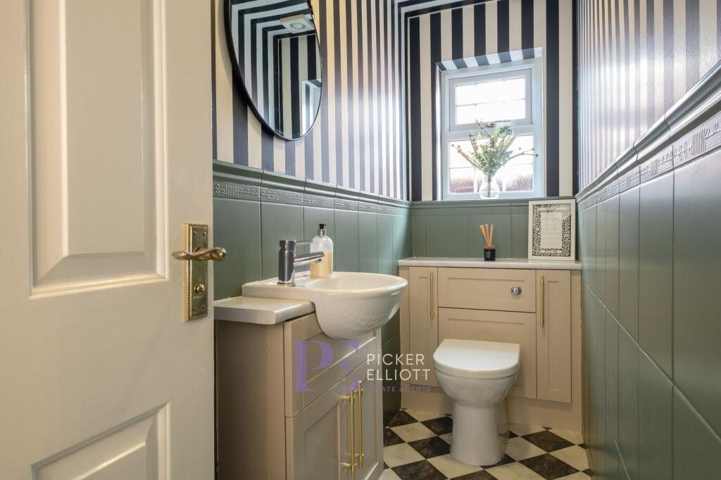 Downstairs Cloakroom