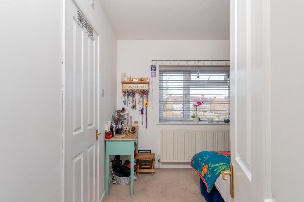 0B2TRCS - Bedroom G.jpg