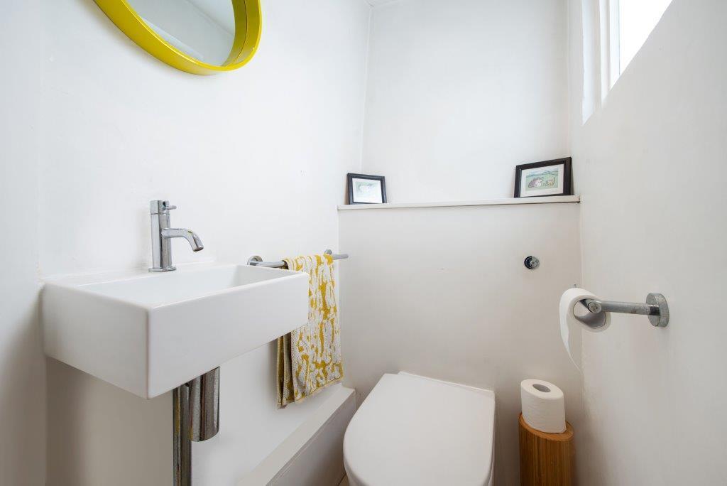 bathroom (3).jpg