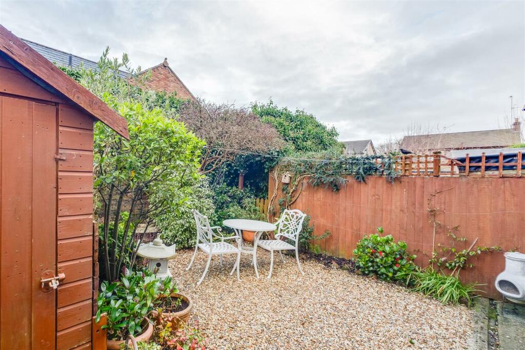 Constables - Holywell Close-73.jpg