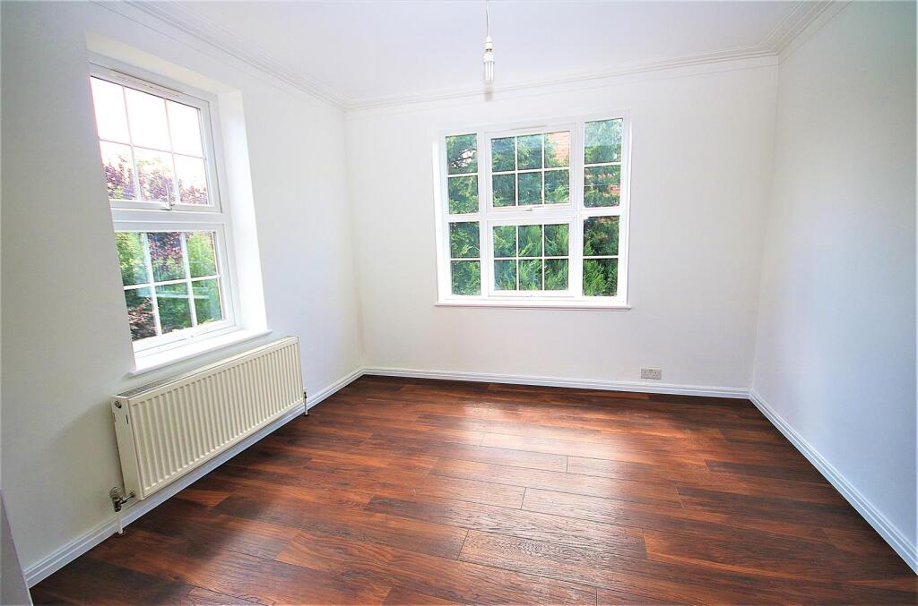 RECEPTION ROOM 2/POSS. BEDROOM 4: