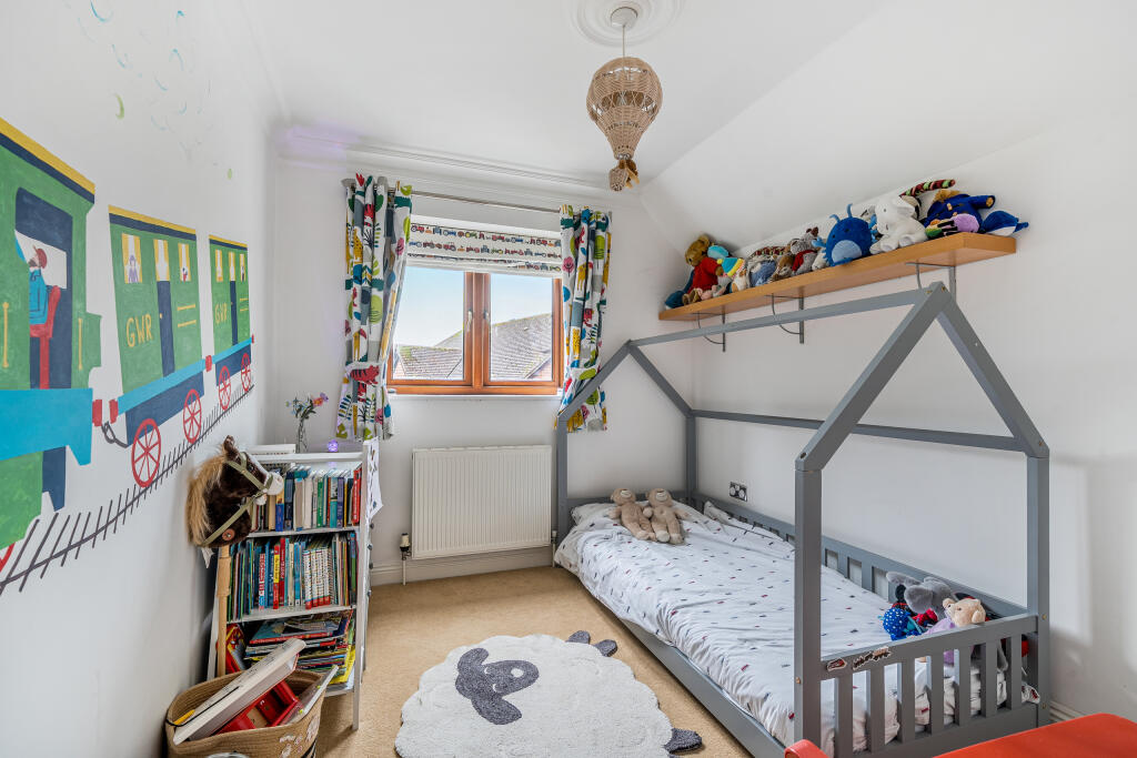 1373454-43-69023d59352ad-ARW-1