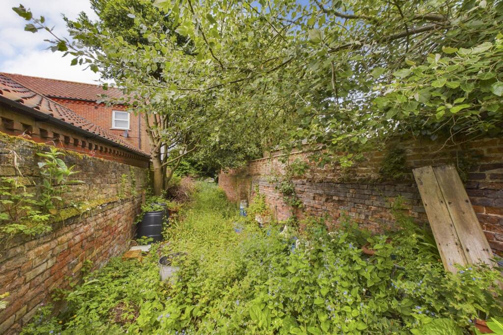 Tlc 11652f4b-fba9-4c3f-a2cb-9befa8720121 6491cee T202502281452.jpg