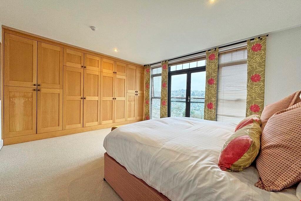 ea1c088b-d07a-4d3a-9018-4880f6ad8d37