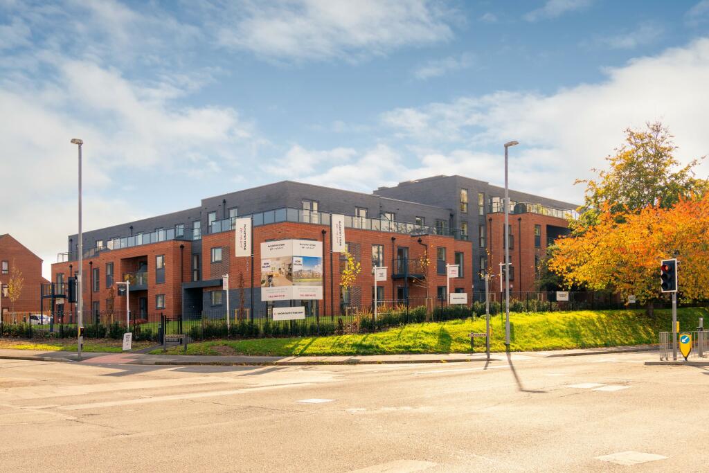 Stowe Place, Lichfield - Exterior  