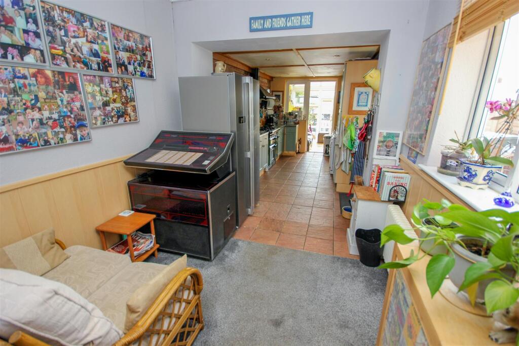 Breakfast Room kitchen.jpg