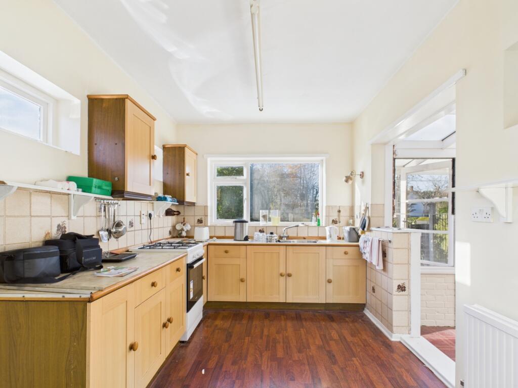 CAM01740G0-PR0483-STILL003