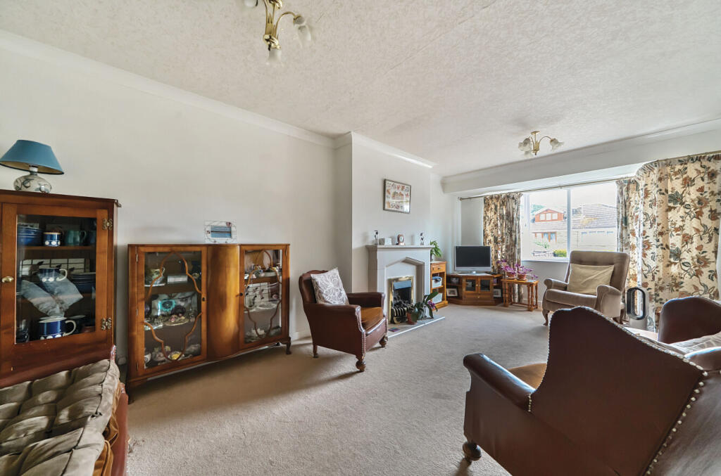 1305563-6-68418bf...