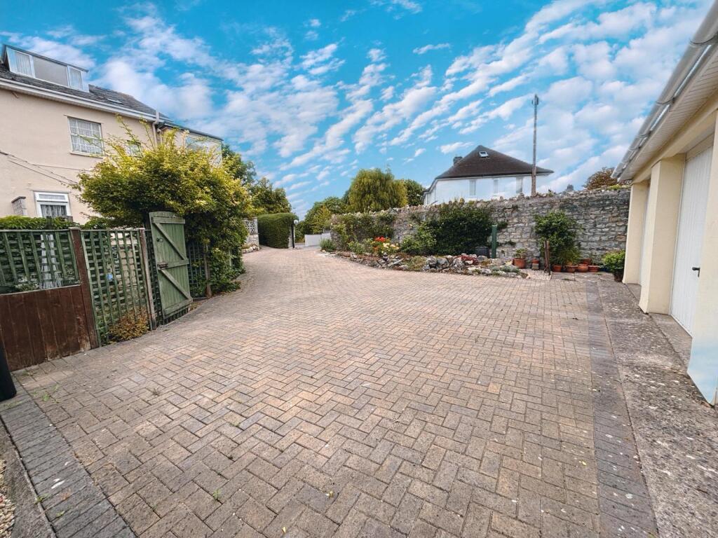 PHOTO-2025-08-18-11-52-15  1  T202508191601.jpg