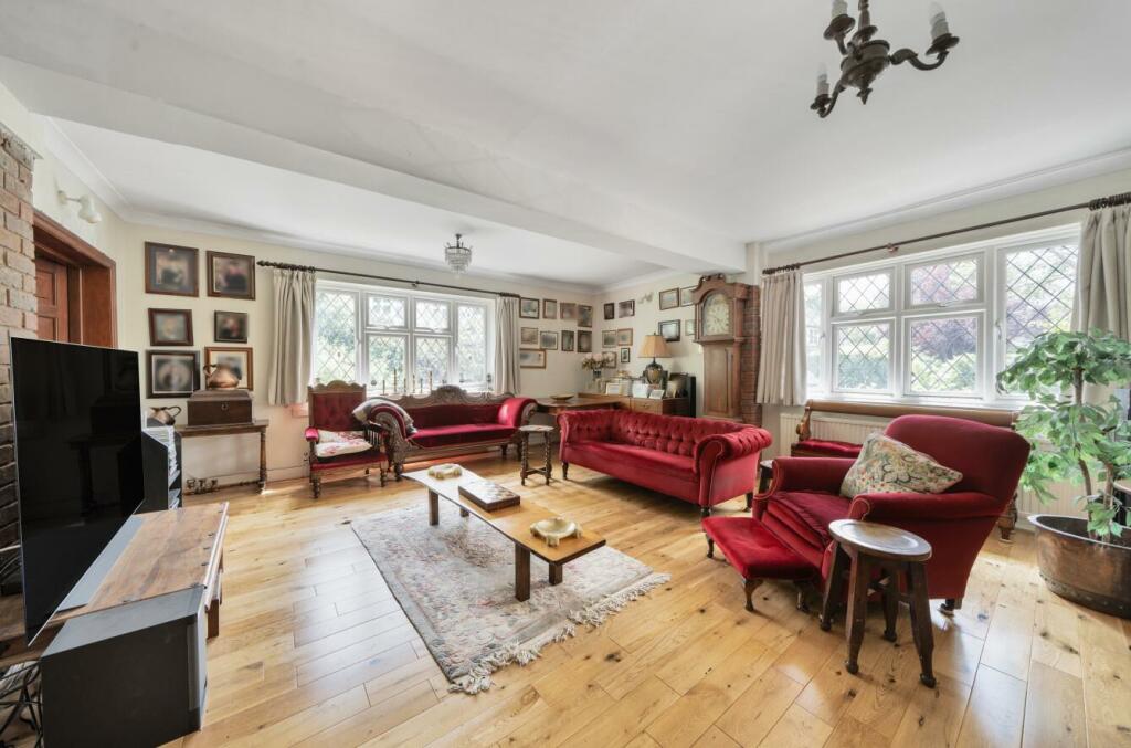 Davidson Frost-Wellings, DFW, Cavendish Drive, Edg