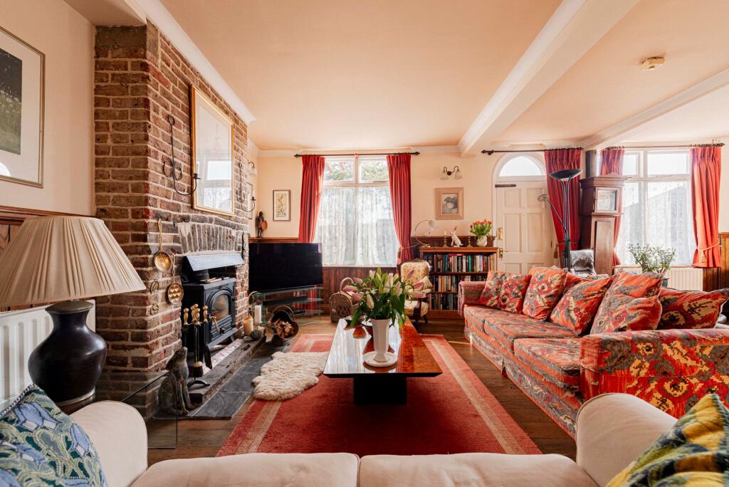 Living Room (1)