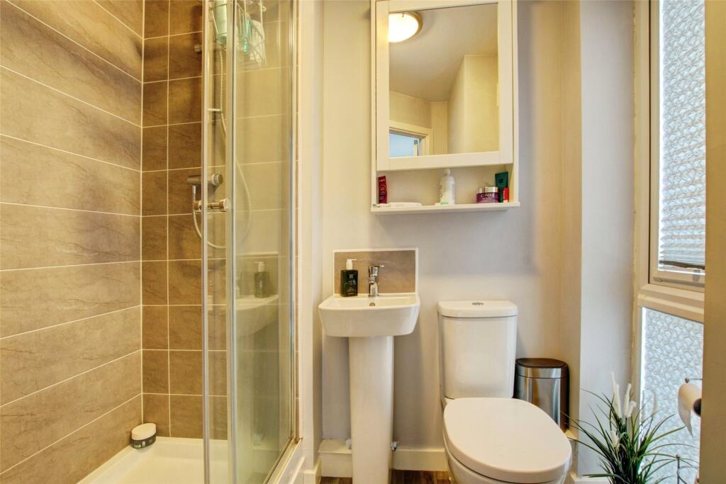 Ensuite