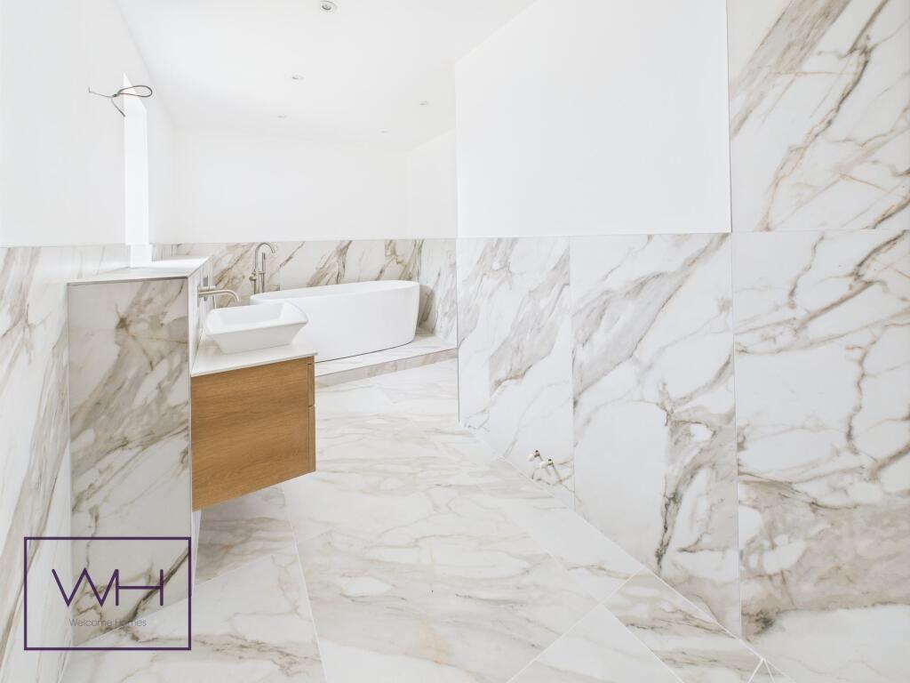 CAM03785G0-PR0276-ST