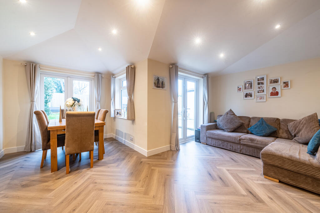 Family/Dining Room