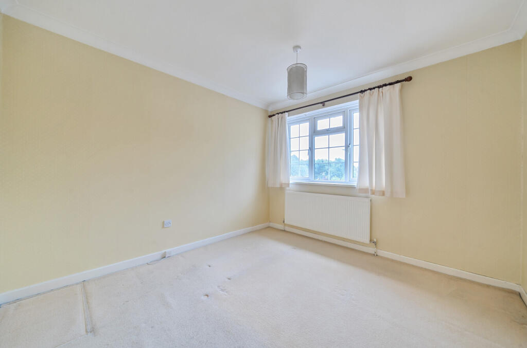 1330646-26-688204...