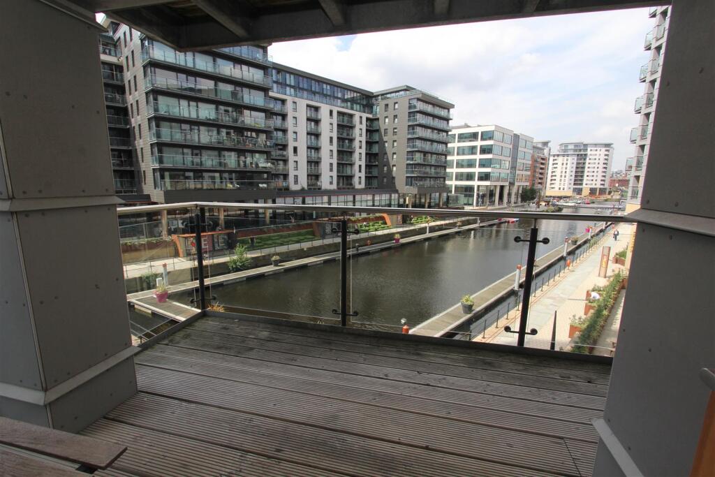 Balcony1.JPG