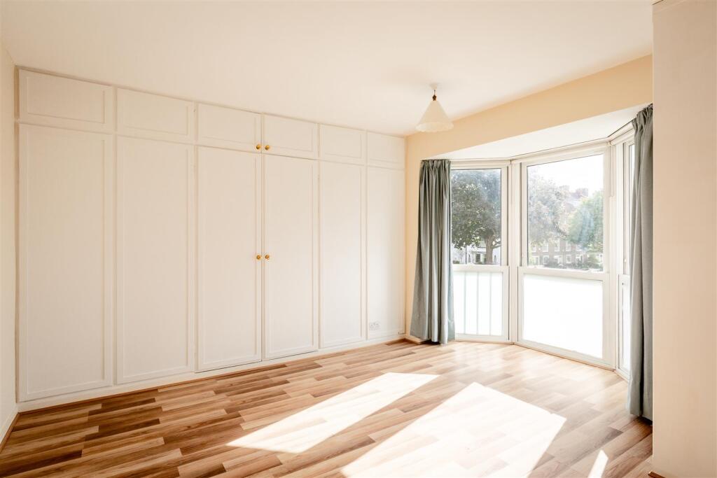 Chiswick Staithe-19.jpg