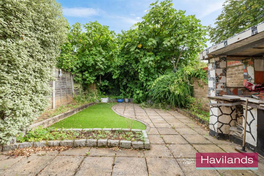 Anderson Close-17.jpg