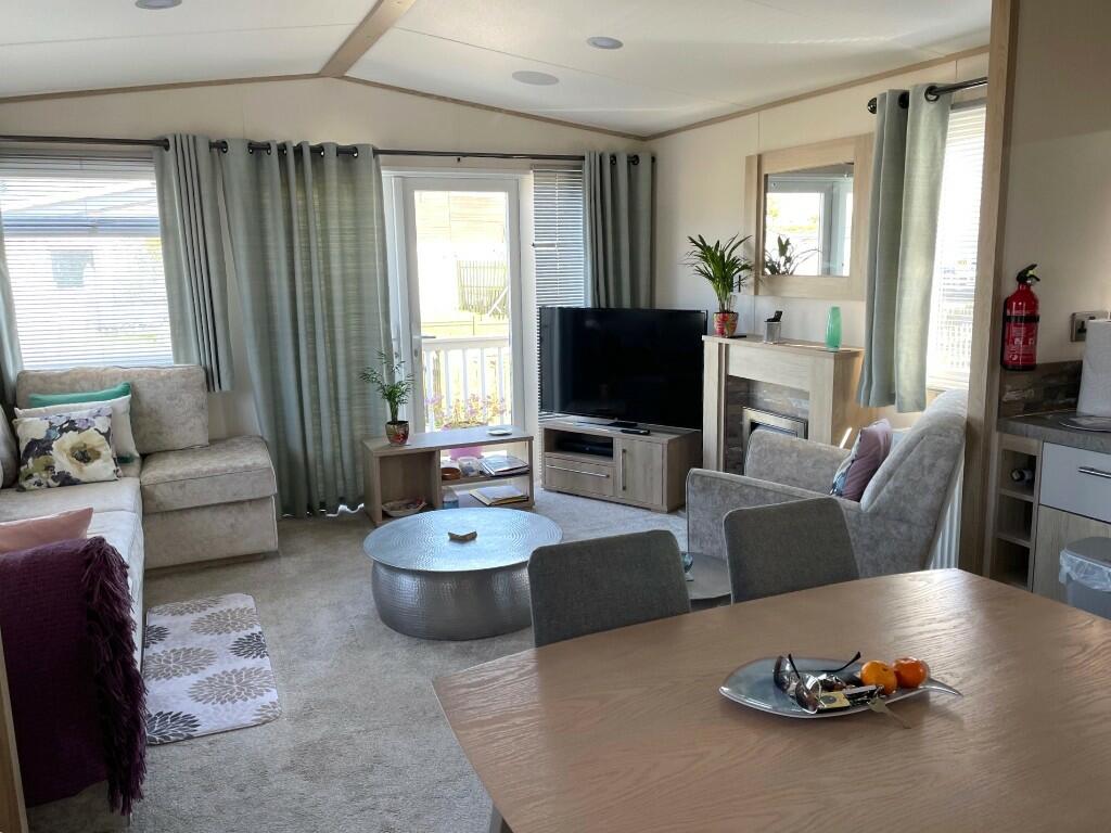 Living /Dining