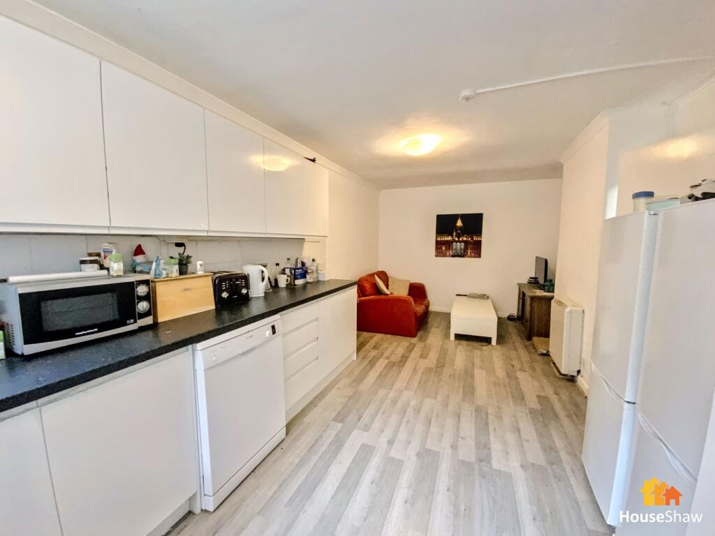 Kitchen/Living Room