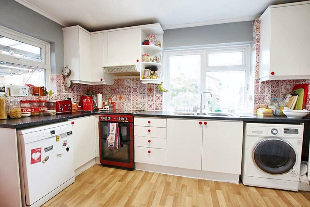 kitchen 1 (Portal Size).JPG