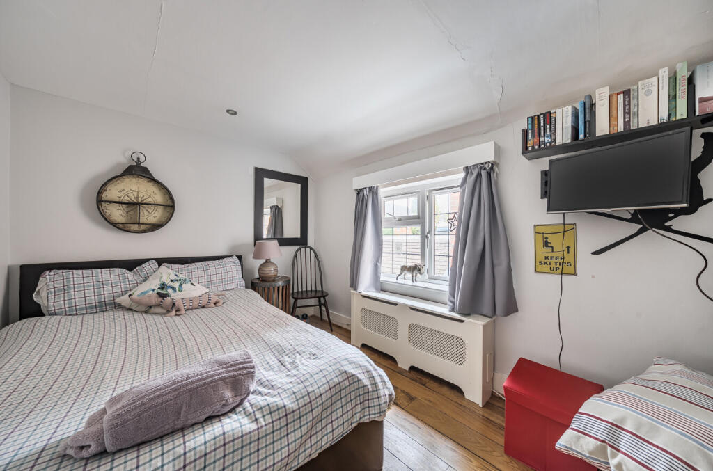 1359075-10-68e963...