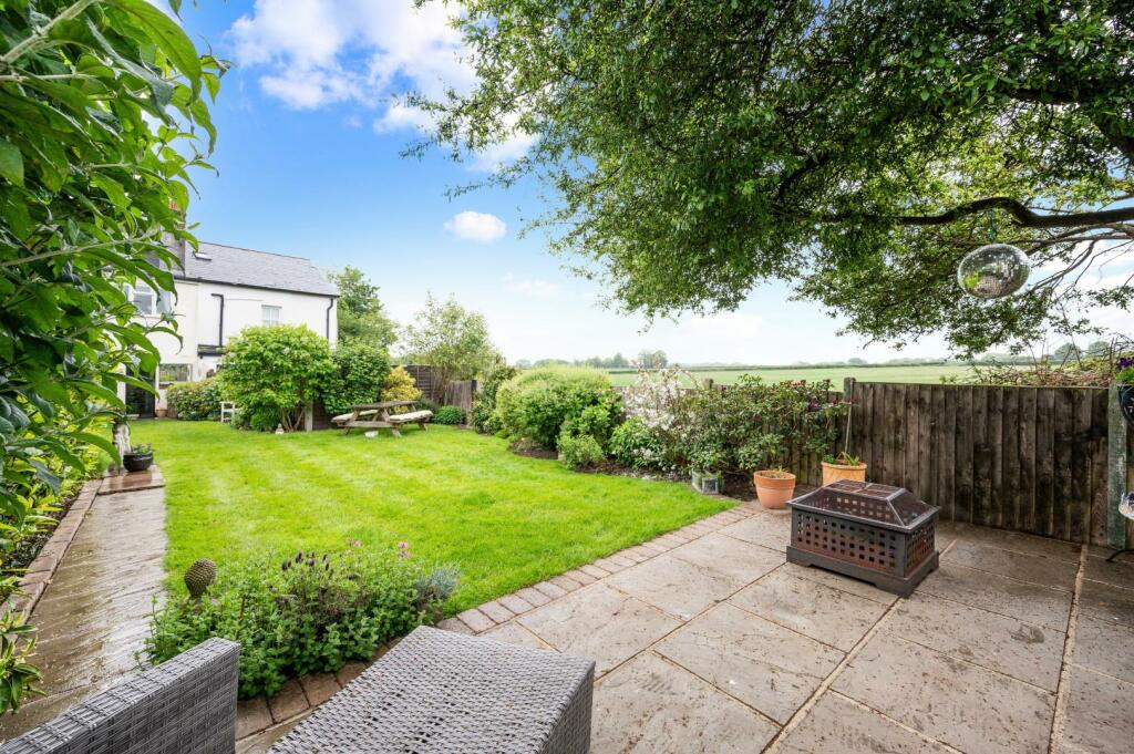 OATLANDS ROAD 46 (3).jpg