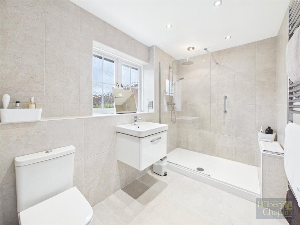 Ensuite