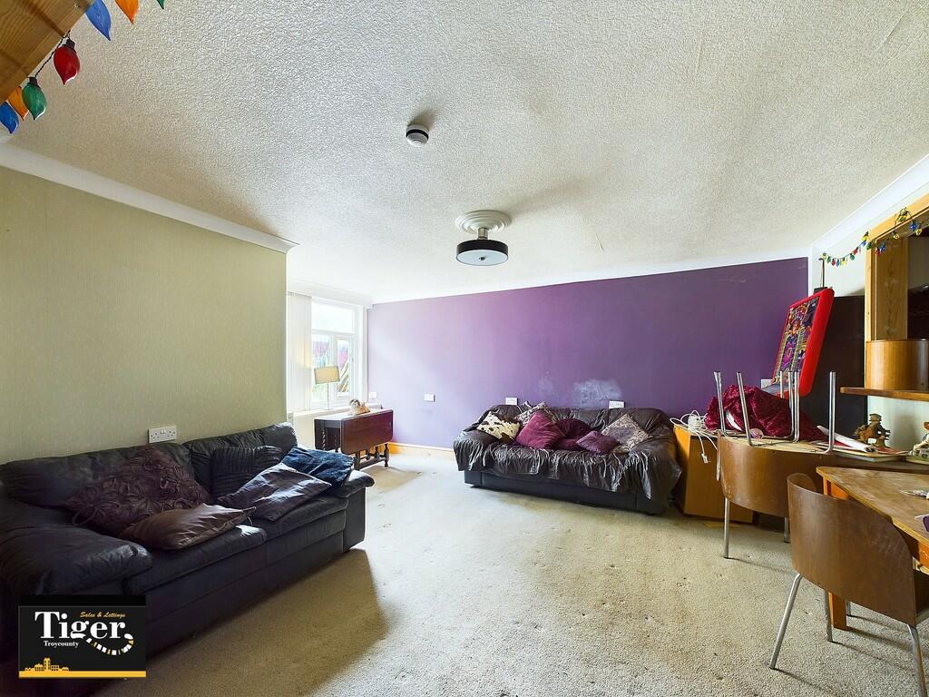 CAM03440G0-PR0173...