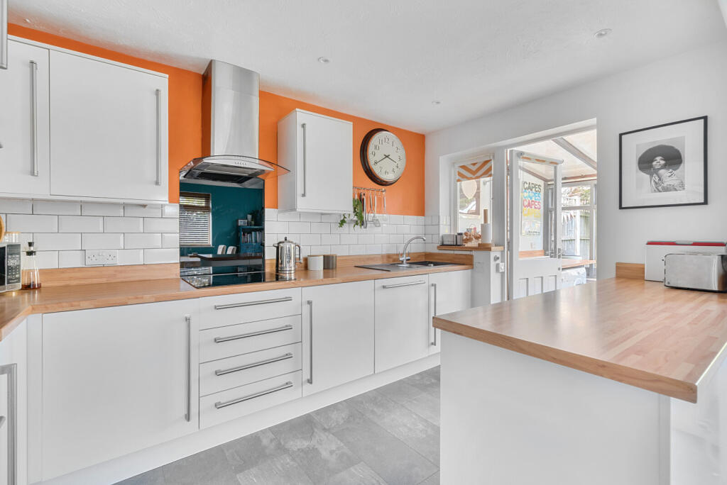 1312539-11-685ec0...