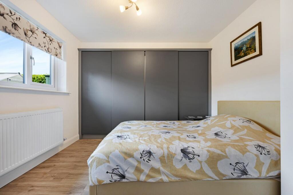 1 Chelwood Close HDR-3.jpg