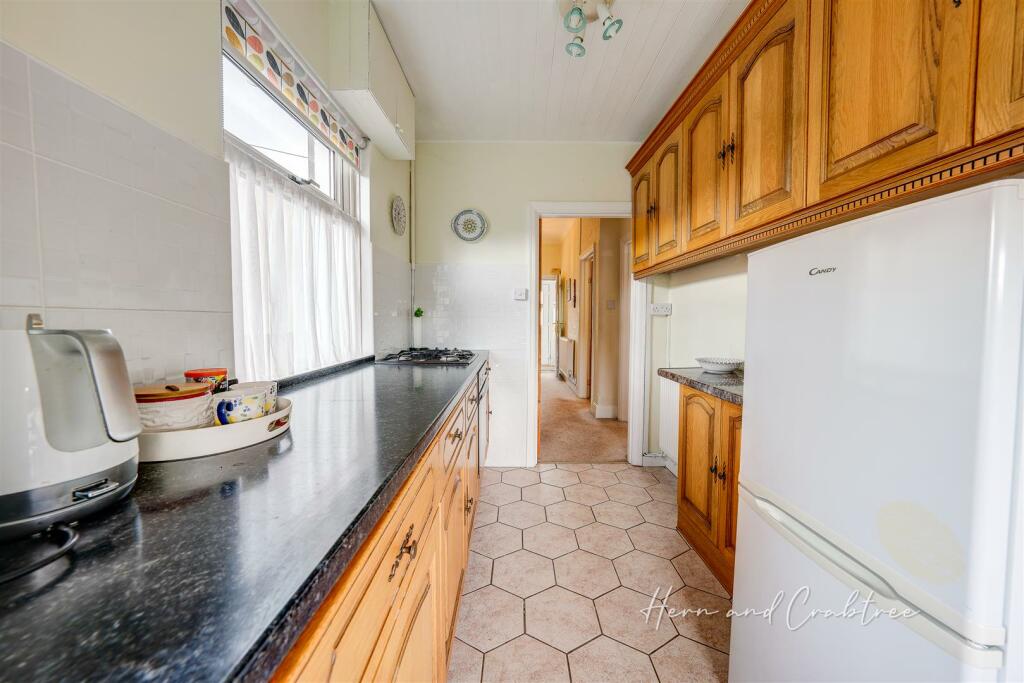 Ty Mawr Avenue, Rumney, HernCrabtree (12).jpg