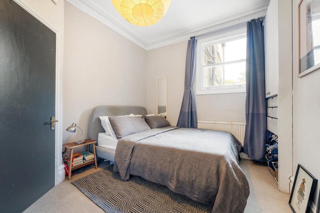 Principal bedroom