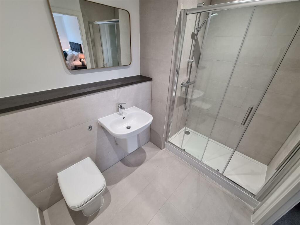 Ensuite Shower Room