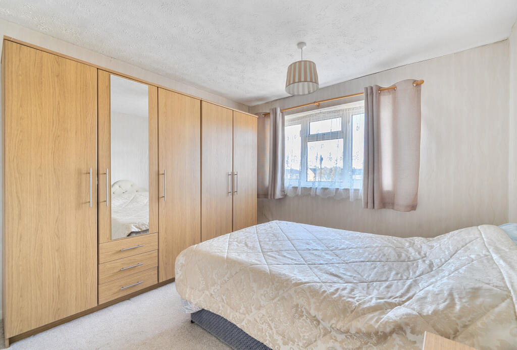 1385252-21-6925a8...