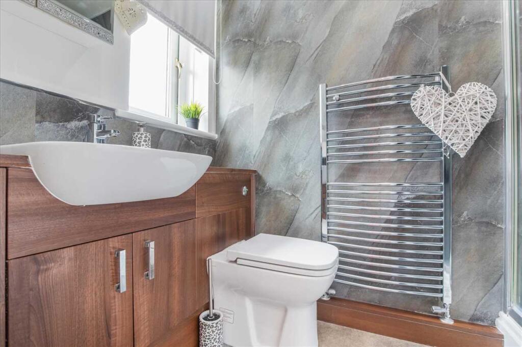 En-Suite (1)