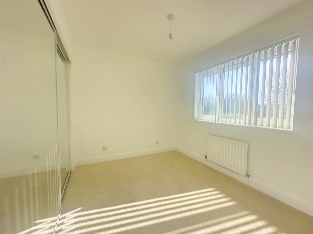 4CAF8233-7FAF-41DC-BBD3-BEF36BE49208