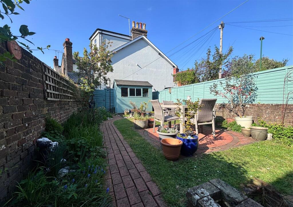 Rushams Road Garden.jpg