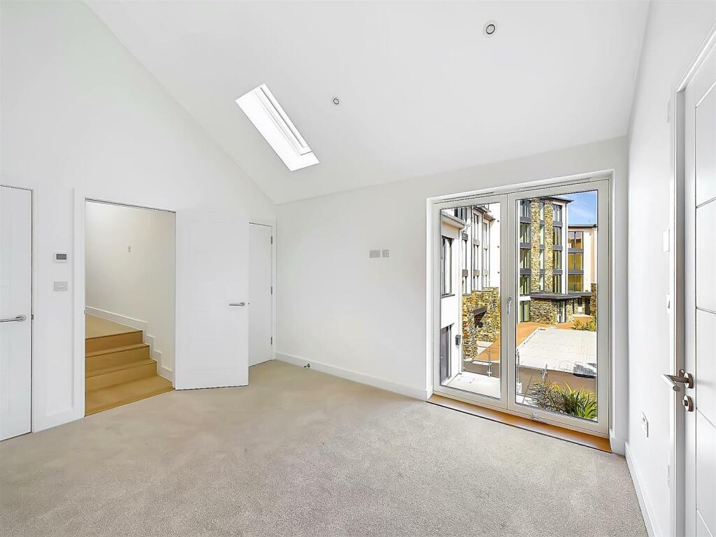 First Floor Rear Bedroom