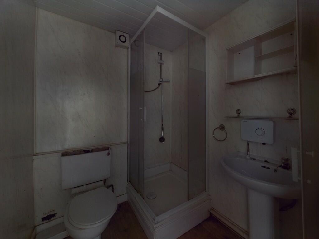 CAM03974G0-PR0052...