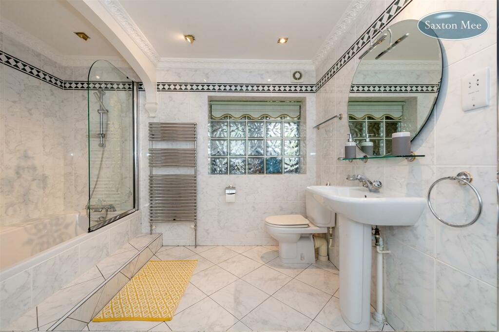 bath 3.jpg