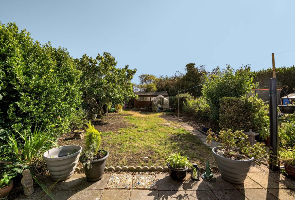 1331561-3-6883bae...