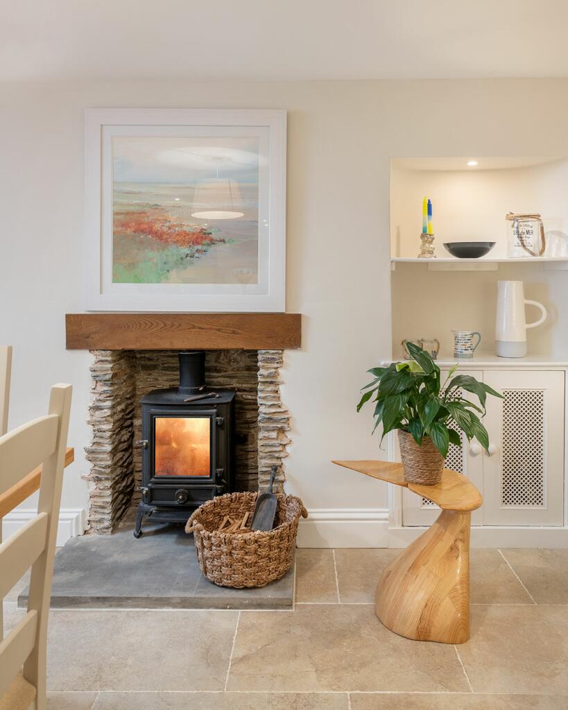 34 Clarence Hill, Dartmouth,  Dining Area
