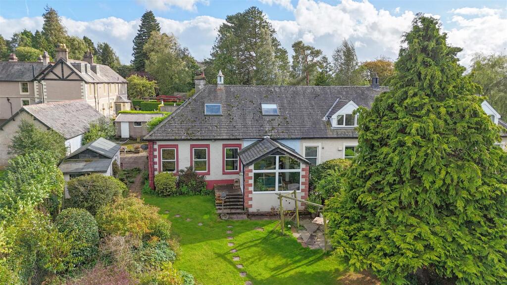 Cherry Tree Cottage Aerial b.jpg