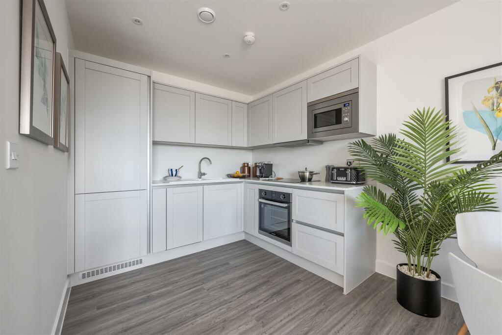 Living-Area-1.jpg