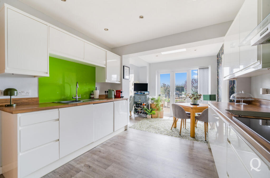 30aa90d6-19e7-4f0...